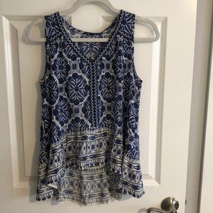 Sleeveless Lucky Brand top